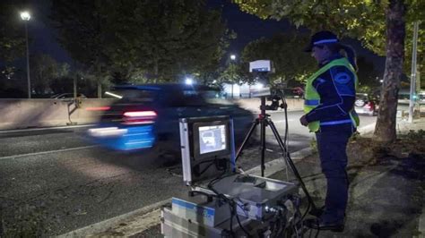 Evitare multa autovelox: targa, rischi e sanzioni.